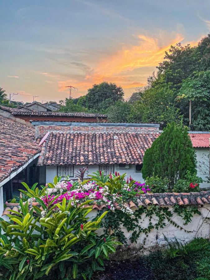 Casa 1800 Suchitoto Boutique Hotel Exterior foto